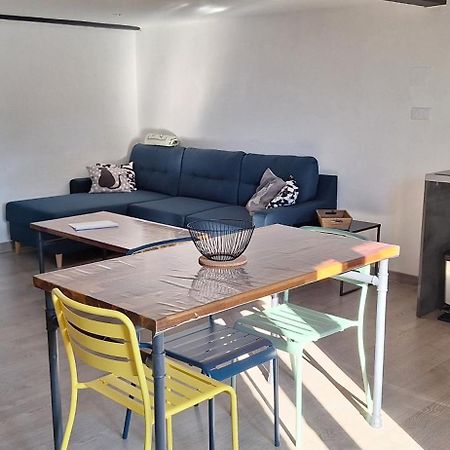 Ferienwohnung Loft En Duplex Au Mas De La Restanque Monteux Exterior foto